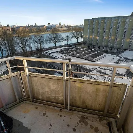 Kobenhavner Lejlighed Med Udsigt Over Soerne